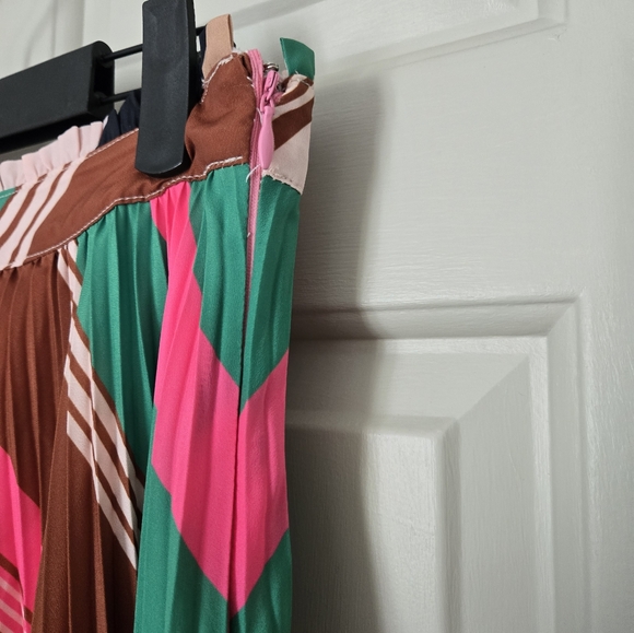 Anthropologie Maeve Isobel silky pleated maxi skirt size 8 - Picture 7 of 13